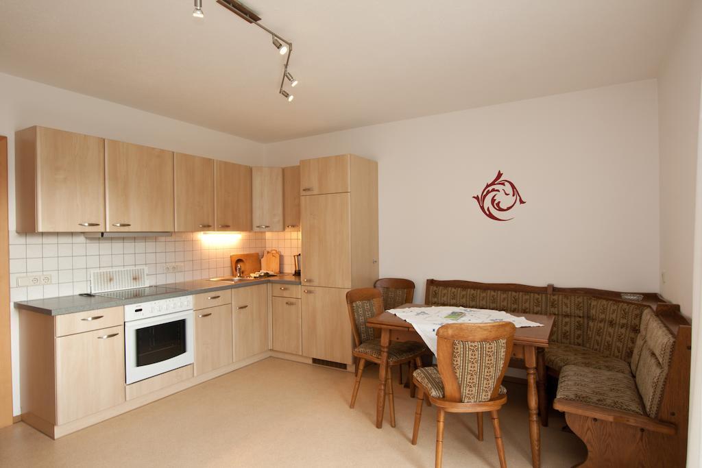 Appartment Laerchenalm Sankt Martin am Tennengebirge Szoba fotó